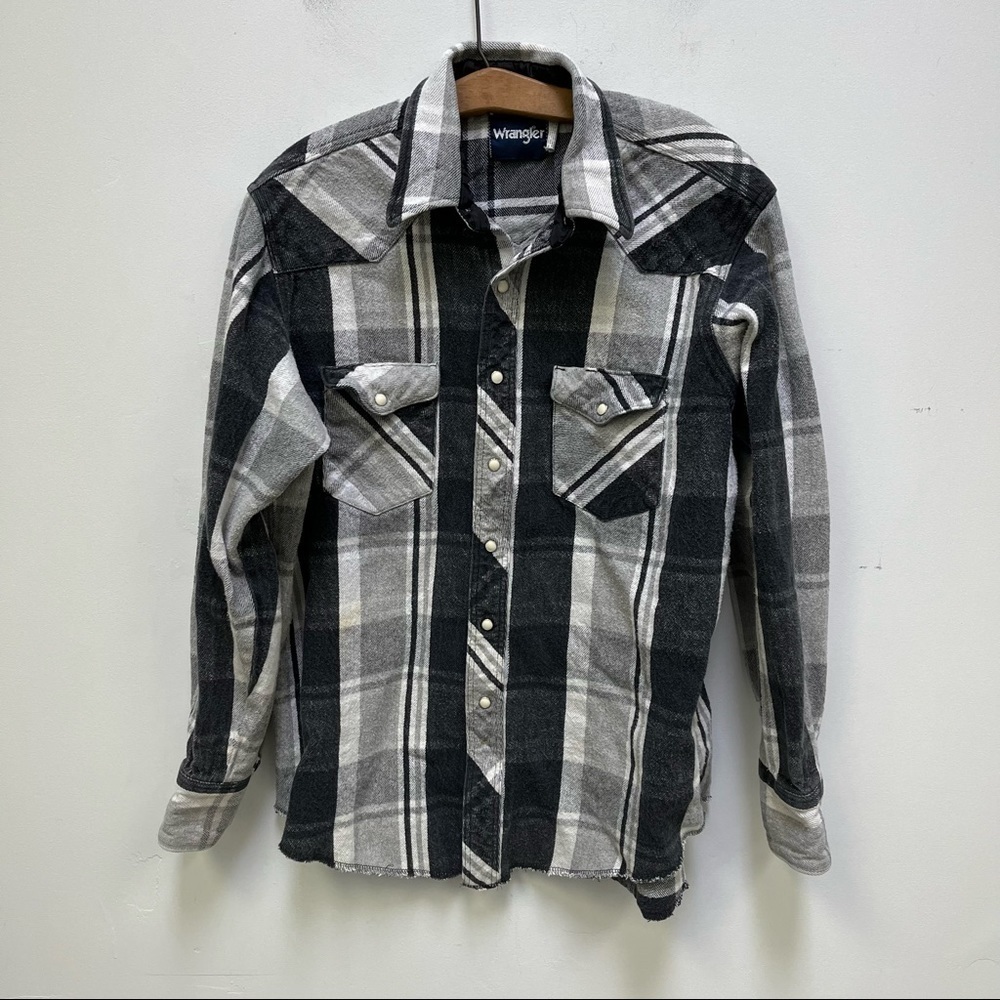 Vintage Wrangler Snap Down